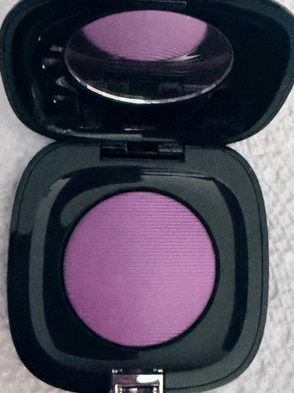 Marc Jacobs blush in color OUTSPOKEN